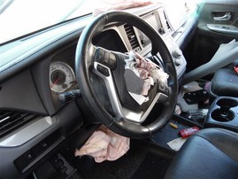 2016 Toyota Sienna SE Burgundy 3.5L AT 2WD #Z24687
